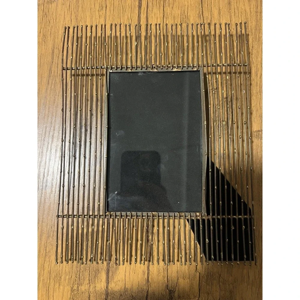Pottery Barn Metallic Bamboo Fence Style Freestanding Picture Frame 4x6